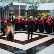 Koncert powitalny w wykonaniu chóru Cantores Varmiensis pod batutą Benedykta Błońskiego fot. Michał Niewdana