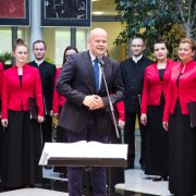 Koncert powitalny w wykonaniu chóru Cantores Varmiensis pod batutą Benedykta Błońskiego fot. Michał Niewdana