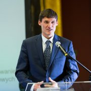 dr hab. Adam Rycerz wygłasza dziękuje za Nagrodę