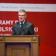 Prorektor ds. organizacji Politechniki Gdańskiej prof. Janusz Cieśliński przemawia podczas spotkania otwierającego Dni NCN