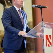 Prof. Janusz Janeczek wygłasza przemówienie