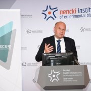 Uroczystość otwarcia Centrów Dioscuri w Instytucie Nenckiego PAN. Na zdjęciu Zbigniew Błocki, dyrektor NCN