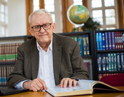 zdjęcie z projektu prof. dr hab. Juliusz Gardawski