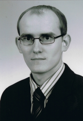 Zdjęcie portretowe Jarosława Piskorza