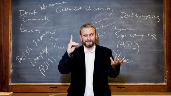 Dr hab. Paweł Rutkowski