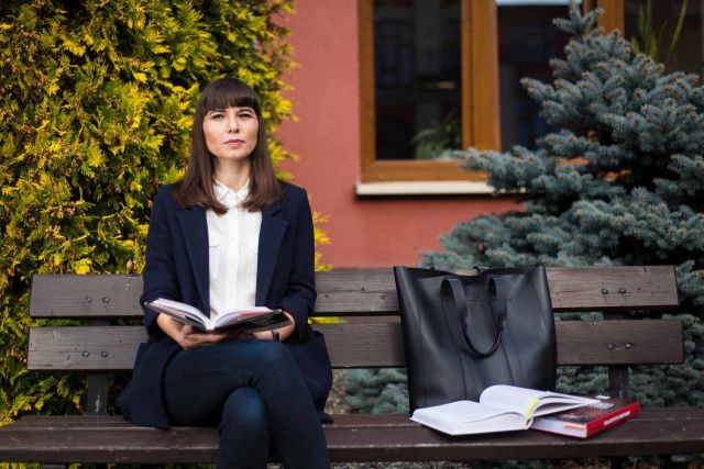 dr hab. Monika Wróbel