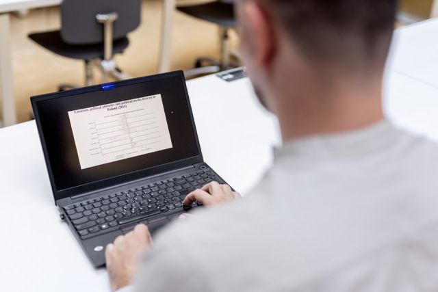 dr hab. Damian Guzek, prof. UŚ, fot. Łukasz Bera