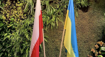 polish and ukrainian flags