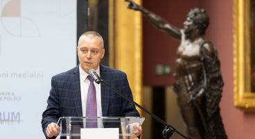 Prof. Robert Hasterok