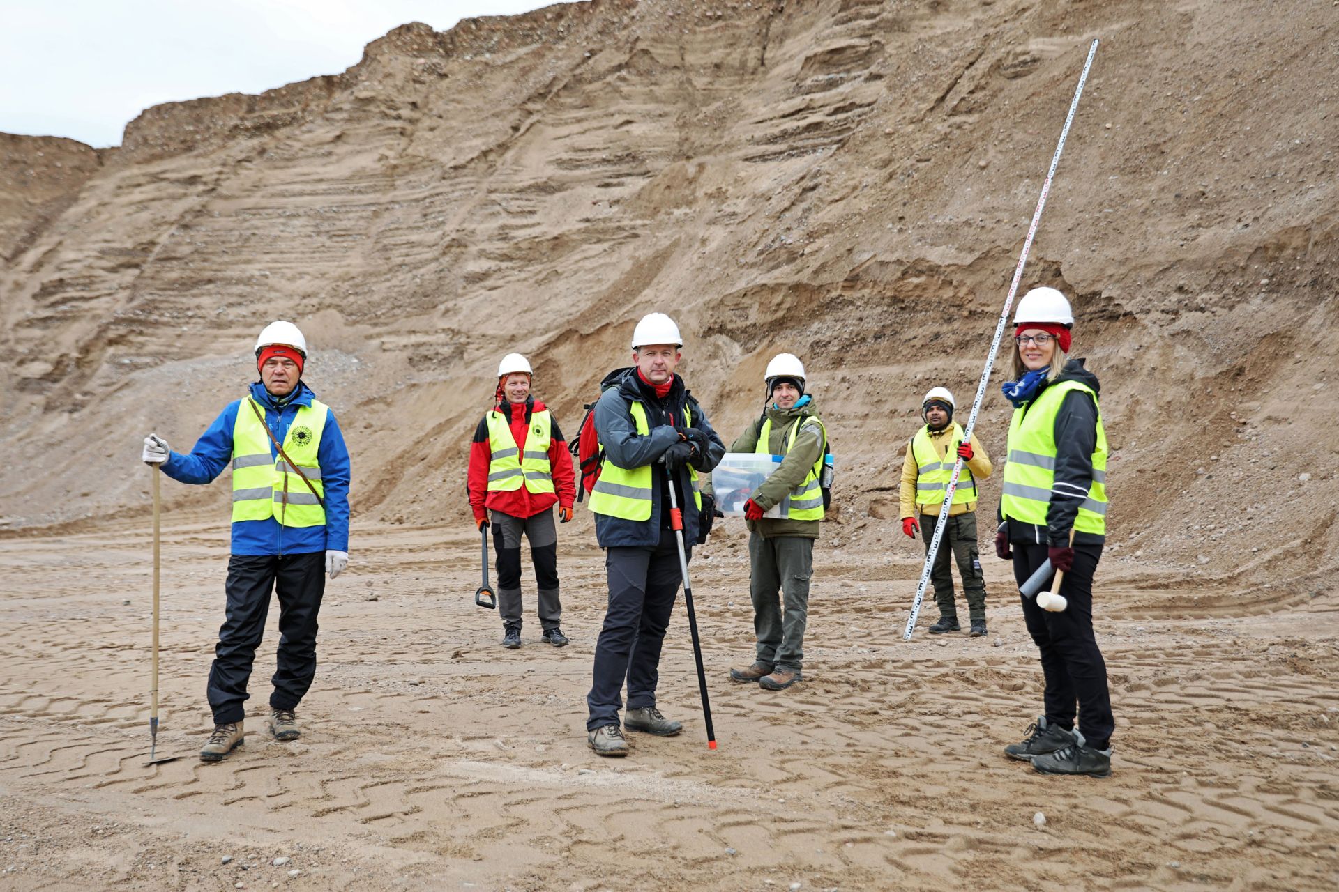 Field studies at the research station in Biała Woda, north of Suwałki (standing from the left: W. Wysota, A. Krawiec, P. Weckwerth (PI in an NCN grant), M. Chabowski, D. Kumar, E. Kalińska). Photo by Andrzej Romański